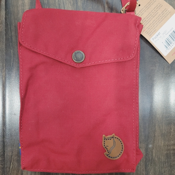 FJALLRAVEN Pocket Greenland crossbody bag - Picture 3 of 7